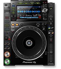 Pioneer CDJ2000nx2 pair